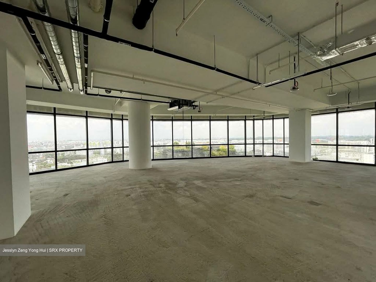 Woods Square (D25), Office #553301771